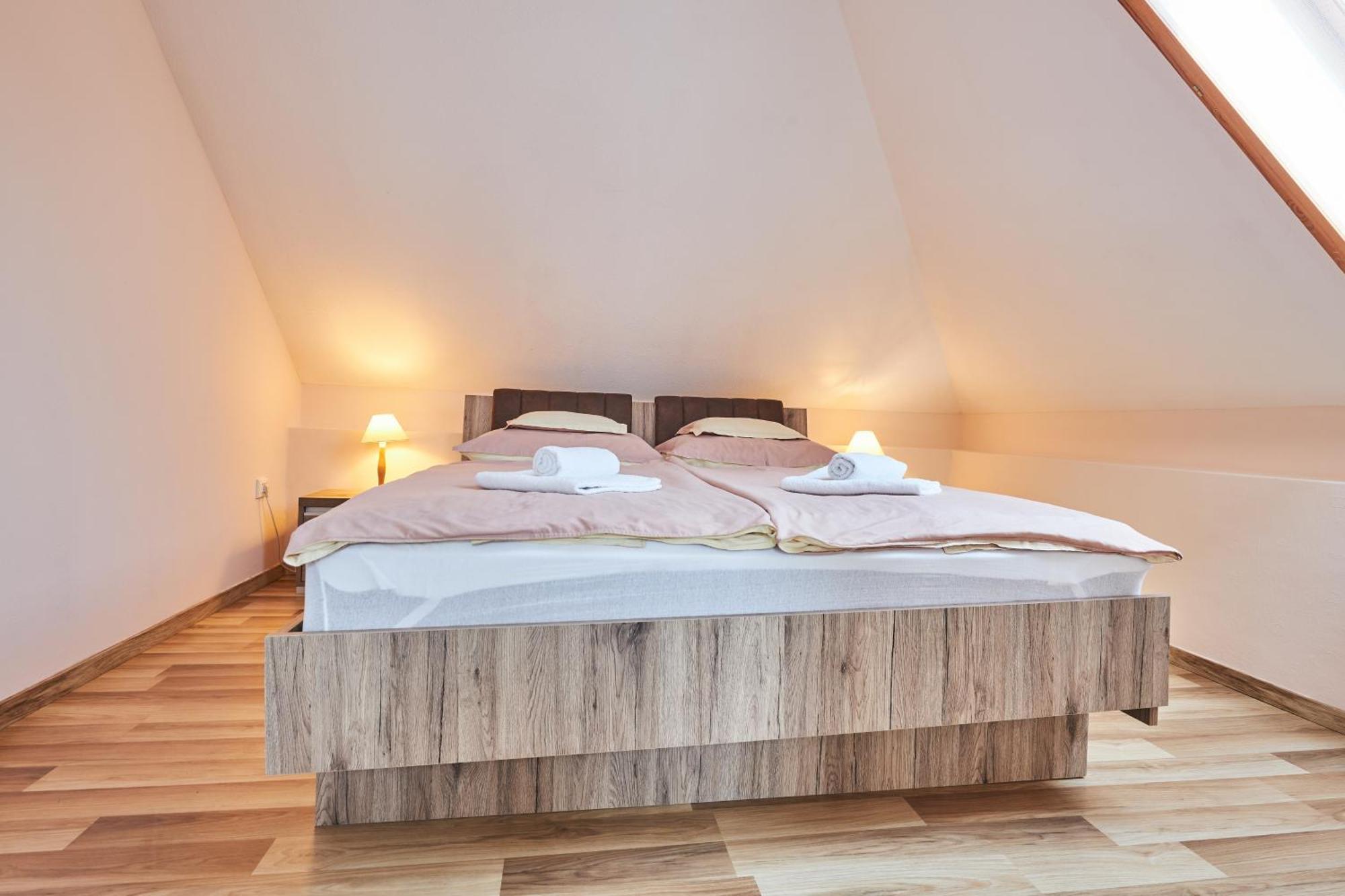 Ada Apartmanhaz Хайдусобосло Экстерьер фото
